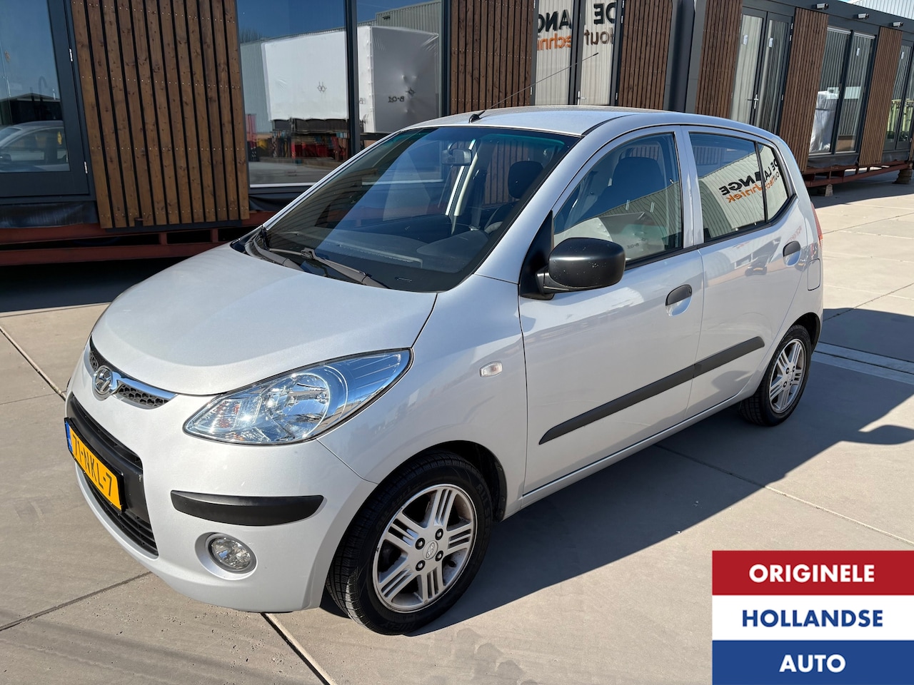 Hyundai i10 - 1.1 Active Orange Babies Airco ParkSensor 2e Eig - AutoWereld.nl