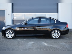 BMW 3-serie - 320i Luxury Line
