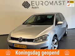 Volkswagen Golf - 1.2 TSI Trendline Airco Stoelverwarming Pdc Nieuwe Apk