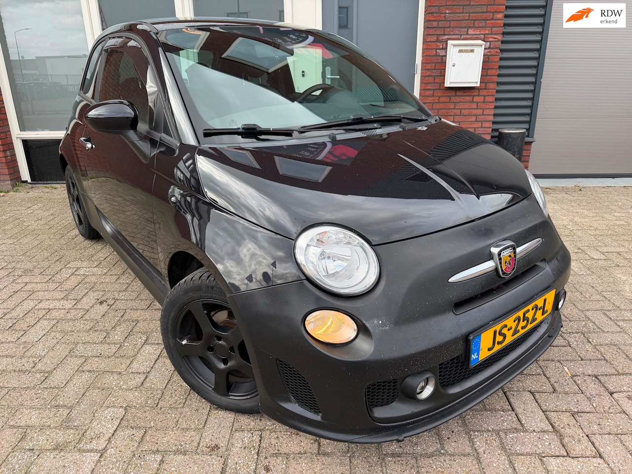 Fiat 500 - 1.2 Lounge / Leder / Airco / LM - AutoWereld.nl