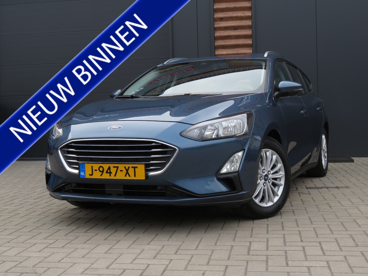 Ford Focus Wagon - 1.0 EcoBoost Active Business Airco Cr-Control CarPlay Trekhaak - AutoWereld.nl