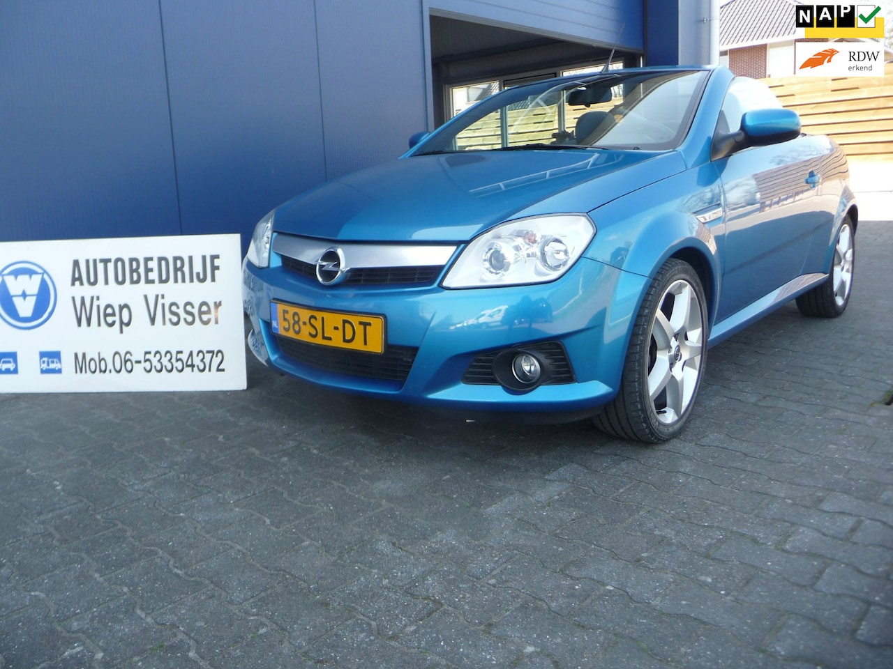 Opel Tigra TwinTop - 1.8-16V Linea Rosso 1.8-16V Linea Rosso - AutoWereld.nl