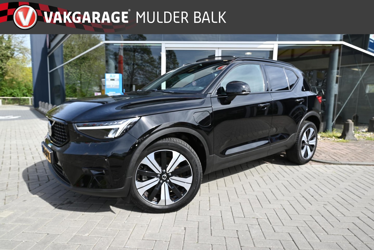 Volvo XC40 - 1.5 T4 Plug-in hybrid Ultimate Dark - AutoWereld.nl