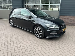 Volkswagen Golf - 1.5 TSI Highline Business R