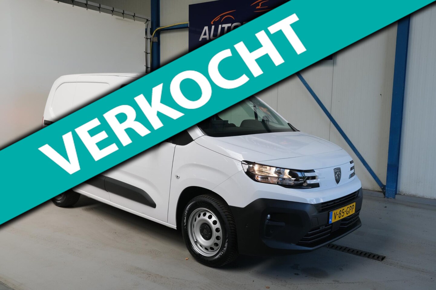 Peugeot Partner - 1.5 BlueHDi 130 EAT8 S&S Automaat - N.A.P. Airco, Cruise, Navi, PDC, Camera, Trekhaak. - AutoWereld.nl