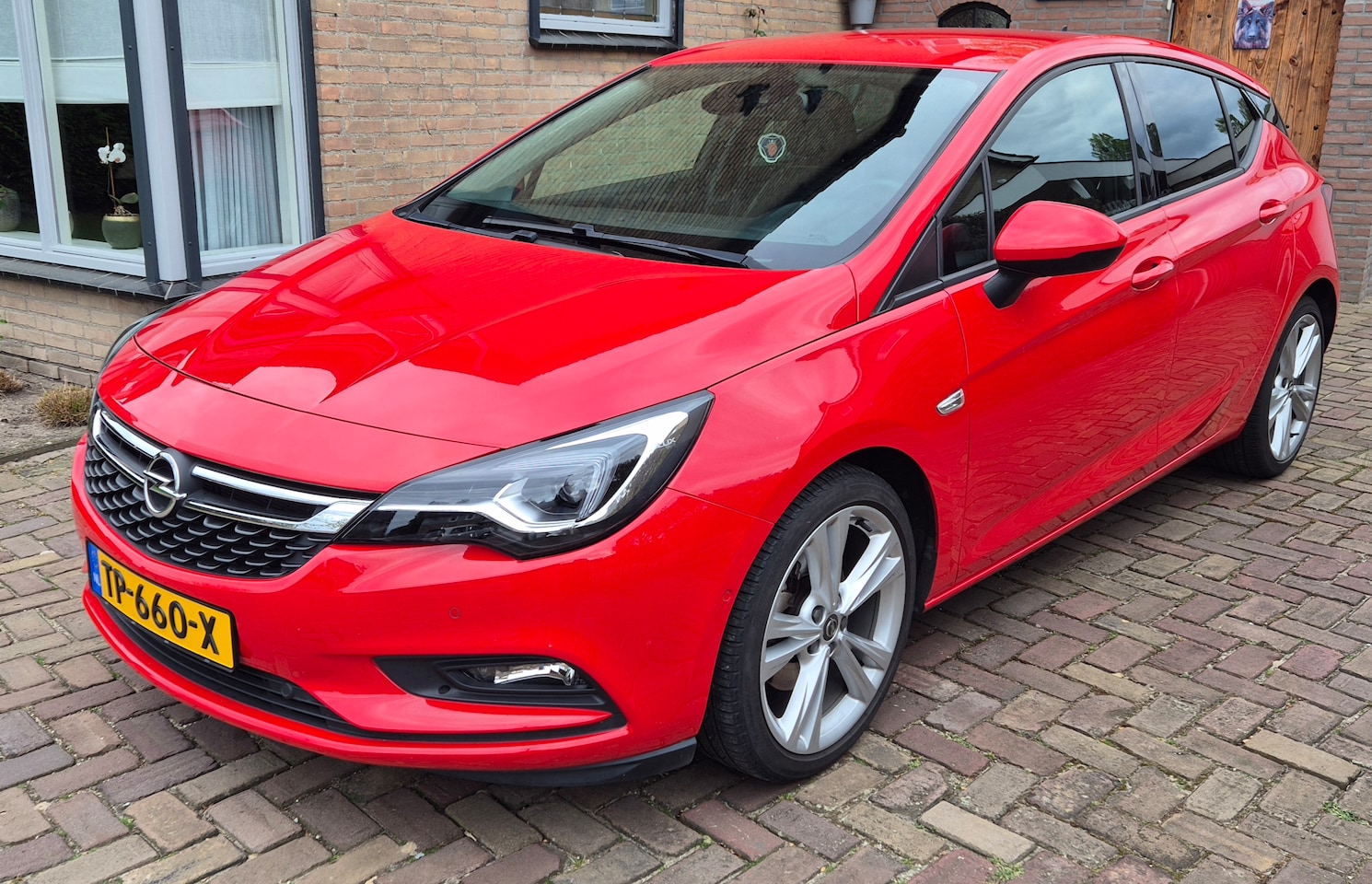 Opel Astra - 1.6 Innovation - AutoWereld.nl