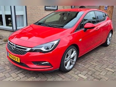 Opel Astra - 1.6 Innovation Lage km-stand 48000. Onderhoudsboekje en rekeningen aanwezig.