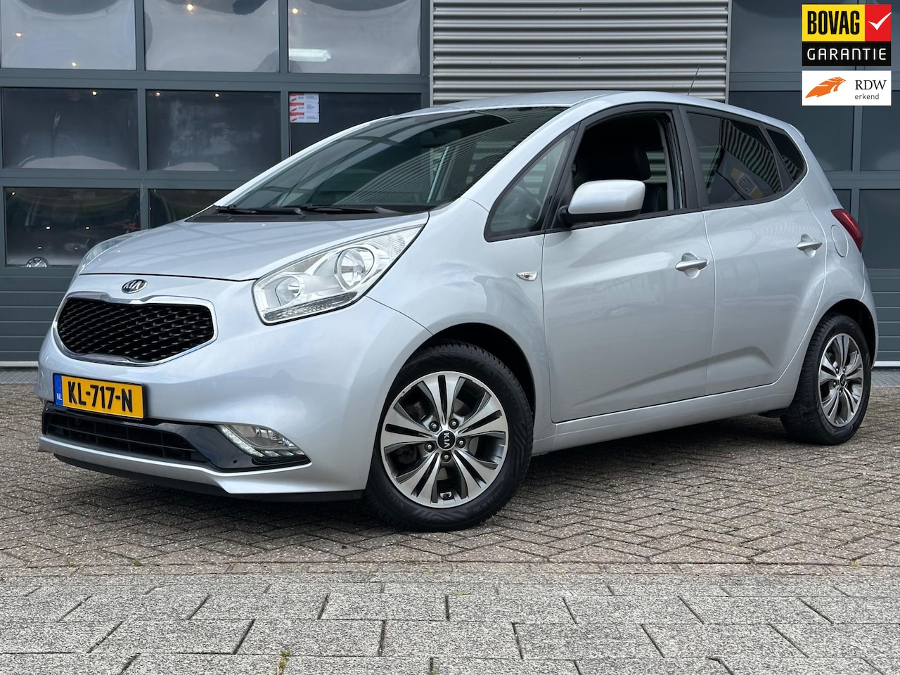 Kia Venga - 1.4 CVVT DynamicPLusLine | CRUISECR | Navi | Camera |Climate | NAP | APK - AutoWereld.nl