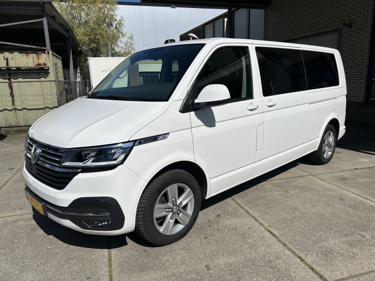 Volkswagen Transporter - 2.0 TDI L2H1 Bulli 4 motion dubb schuifd - AutoWereld.nl