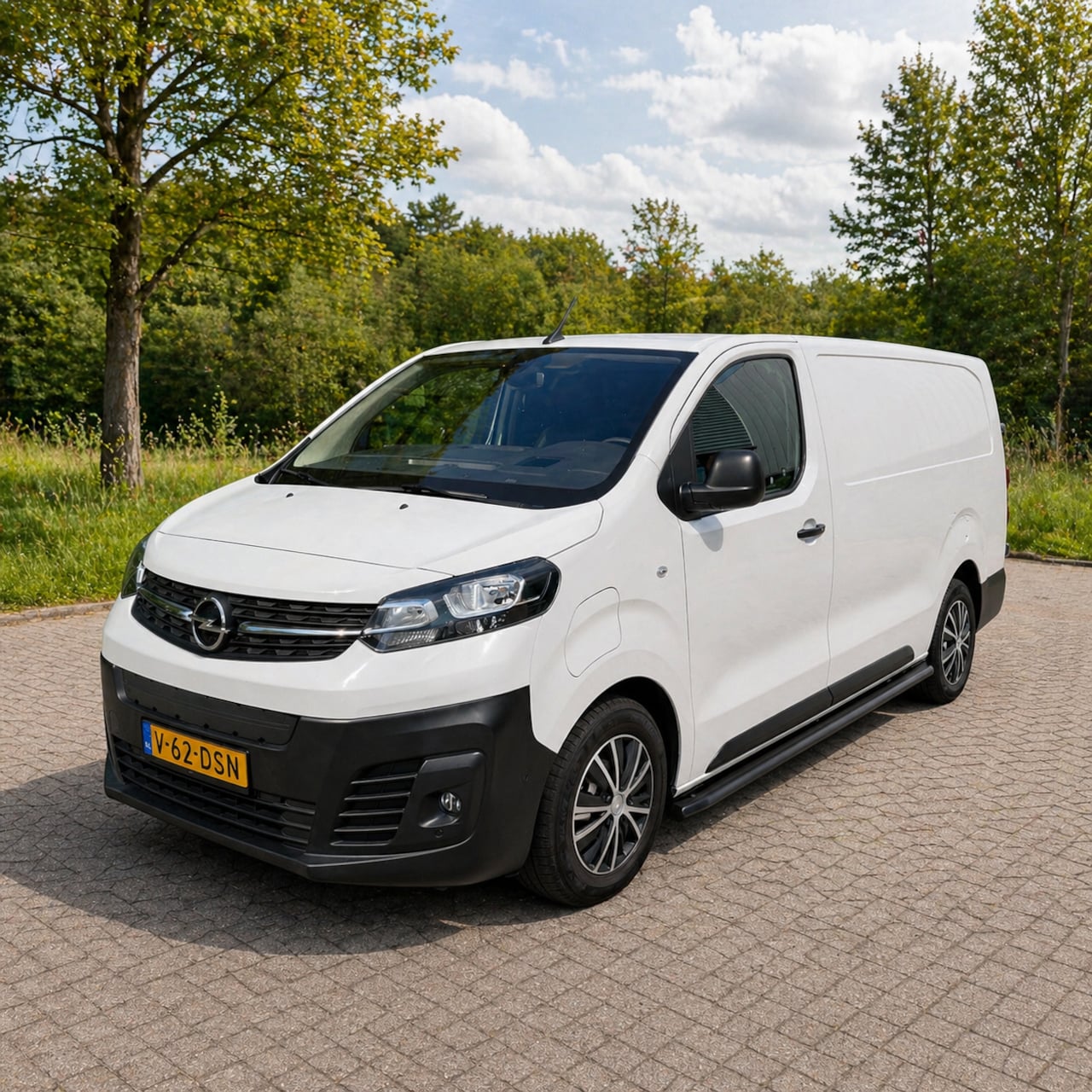 Opel Vivaro-e - 75kWh L3H1 Innovation - AutoWereld.nl