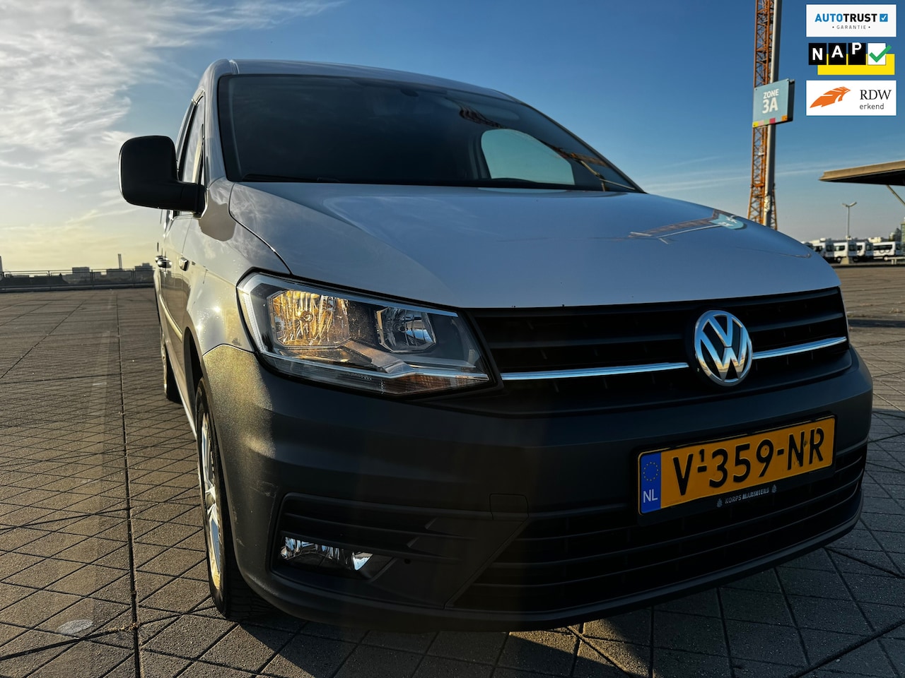 Volkswagen Caddy Maxi - 2.0 TDI L2H1 BMT Highline CRUISE NAP - AutoWereld.nl
