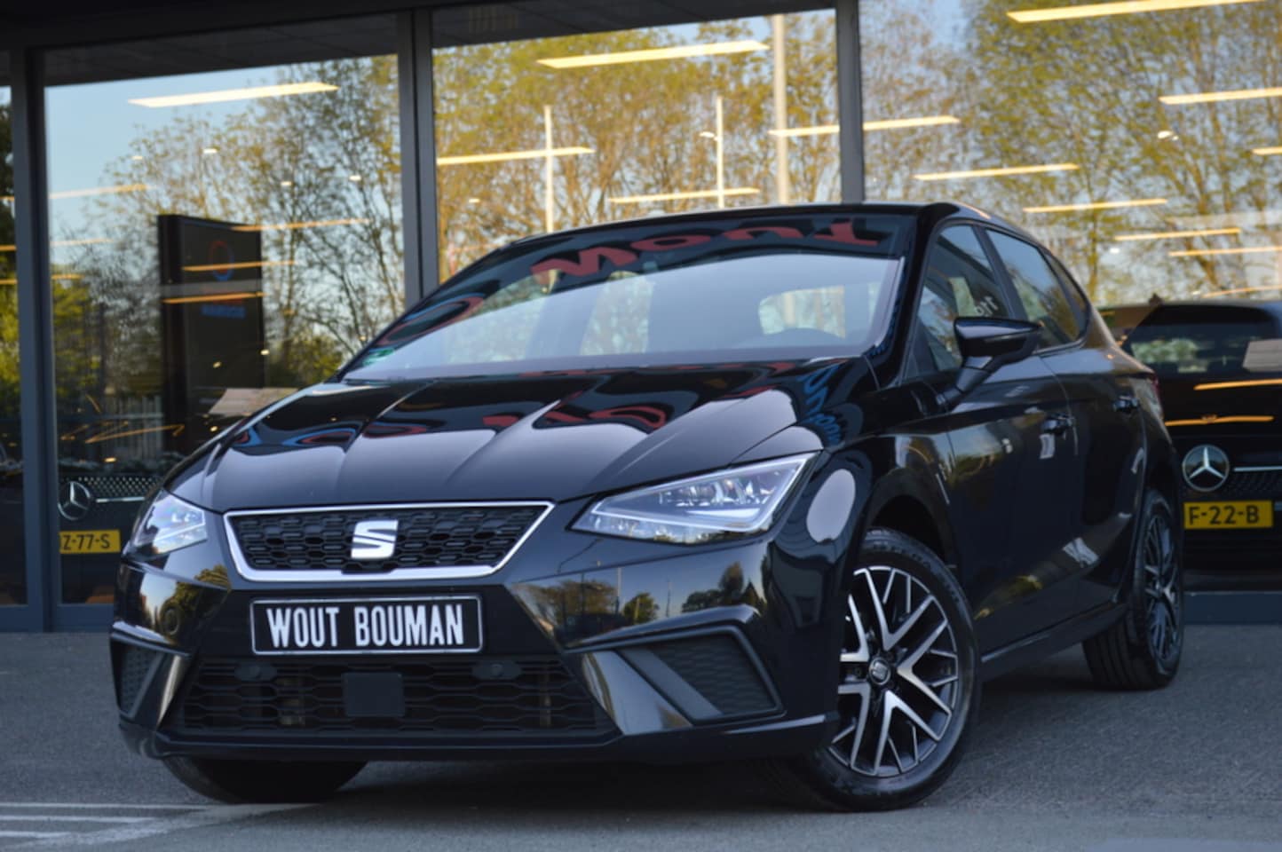 SEAT Ibiza - 1.0 TSI Led Clima Camera CarPlay Beats Pdc - AutoWereld.nl