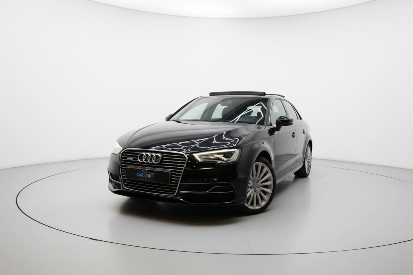 Audi A3 Sportback - 1.4 e-tron PHEV 3x S LINE PANO PDC LEER NAP - AutoWereld.nl