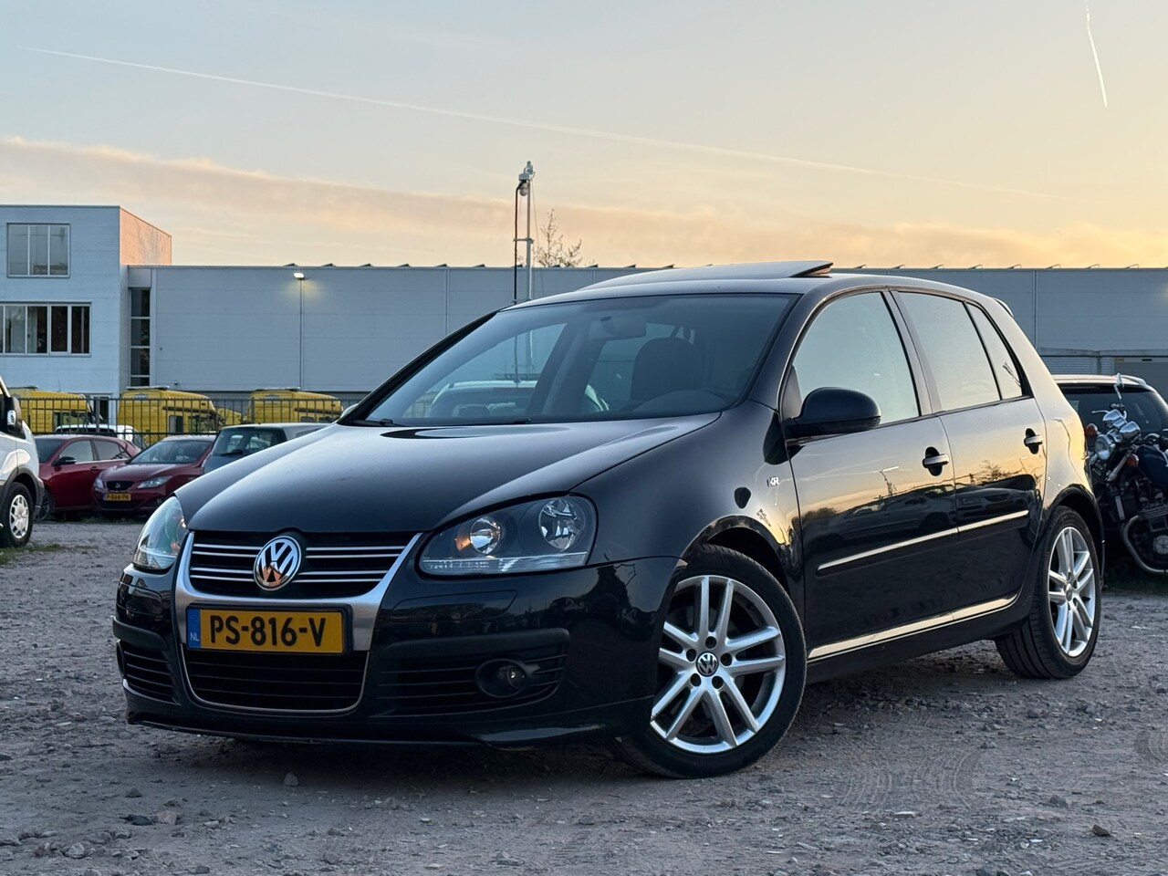 Volkswagen Golf - 2.0 TDI GT Sport/ AUTOMAAT/ DAKJE/ VELGEN - AutoWereld.nl