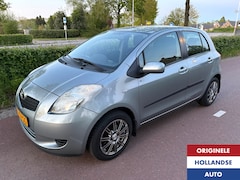 Toyota Yaris - 1.3 VVTi Sol Automaat van Oma 1939 1e Eigenaar