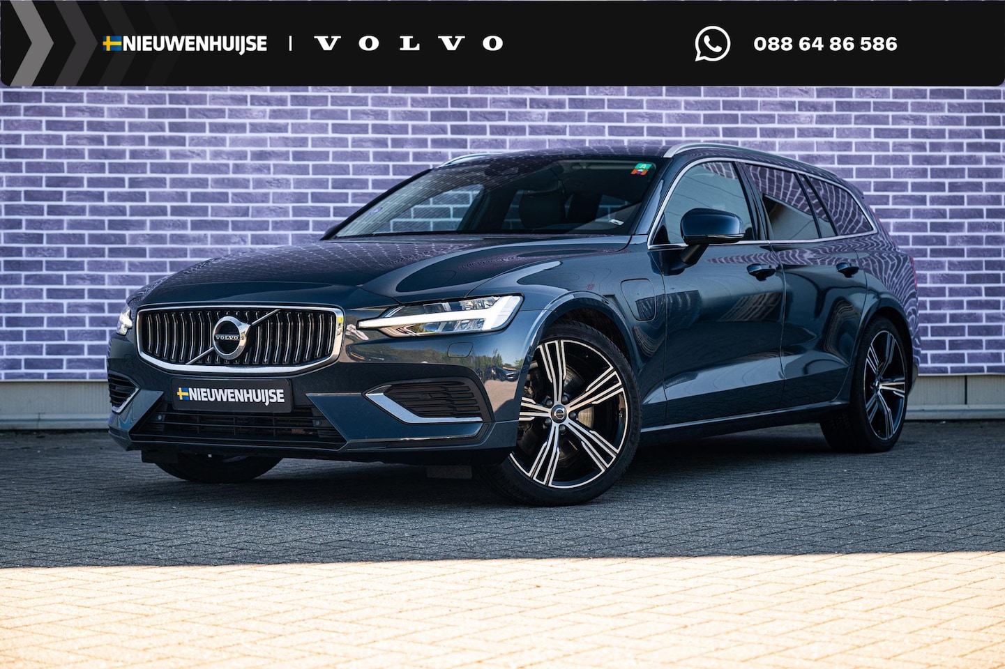 Volvo V60 - 2.0 T6 Plug-in hybrid AWD Plus Bright | Long Range | Trekhaak | Full LED koplampen | Extra - AutoWereld.nl