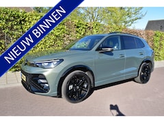 Volkswagen Tiguan - 1.5 eHybrid R-Line, BLACK ED. TREKH. PANO