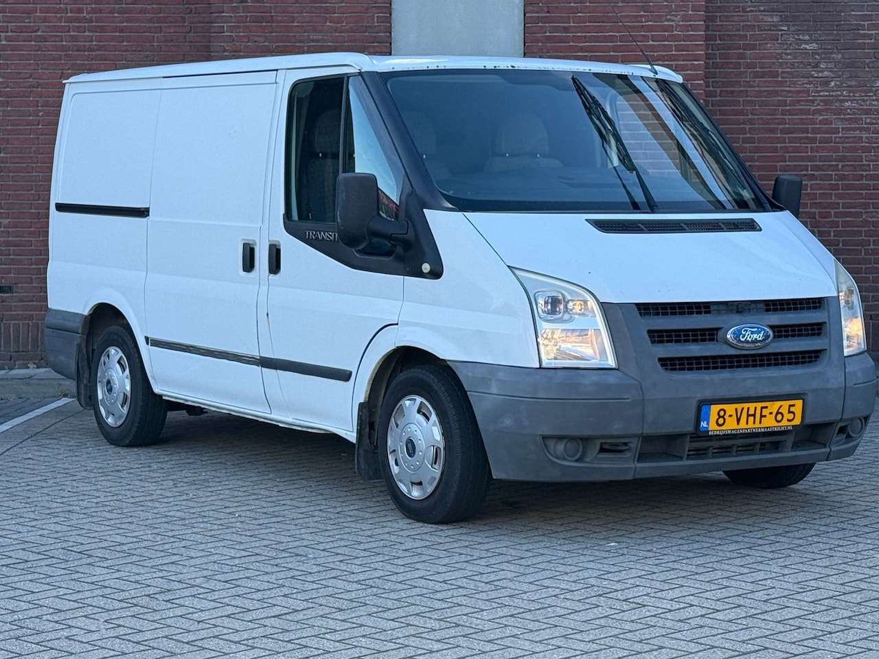 Ford Transit - 260S 2.2 TDCI Economy Edition|AIRCO|TREKHAAK - AutoWereld.nl