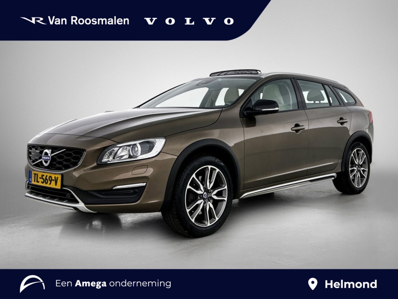 Volvo V60 Cross Country - 2.0 T5 Polar+ | Trekhaak | Schuif/kanteldak | Achteruitrijcamera - AutoWereld.nl
