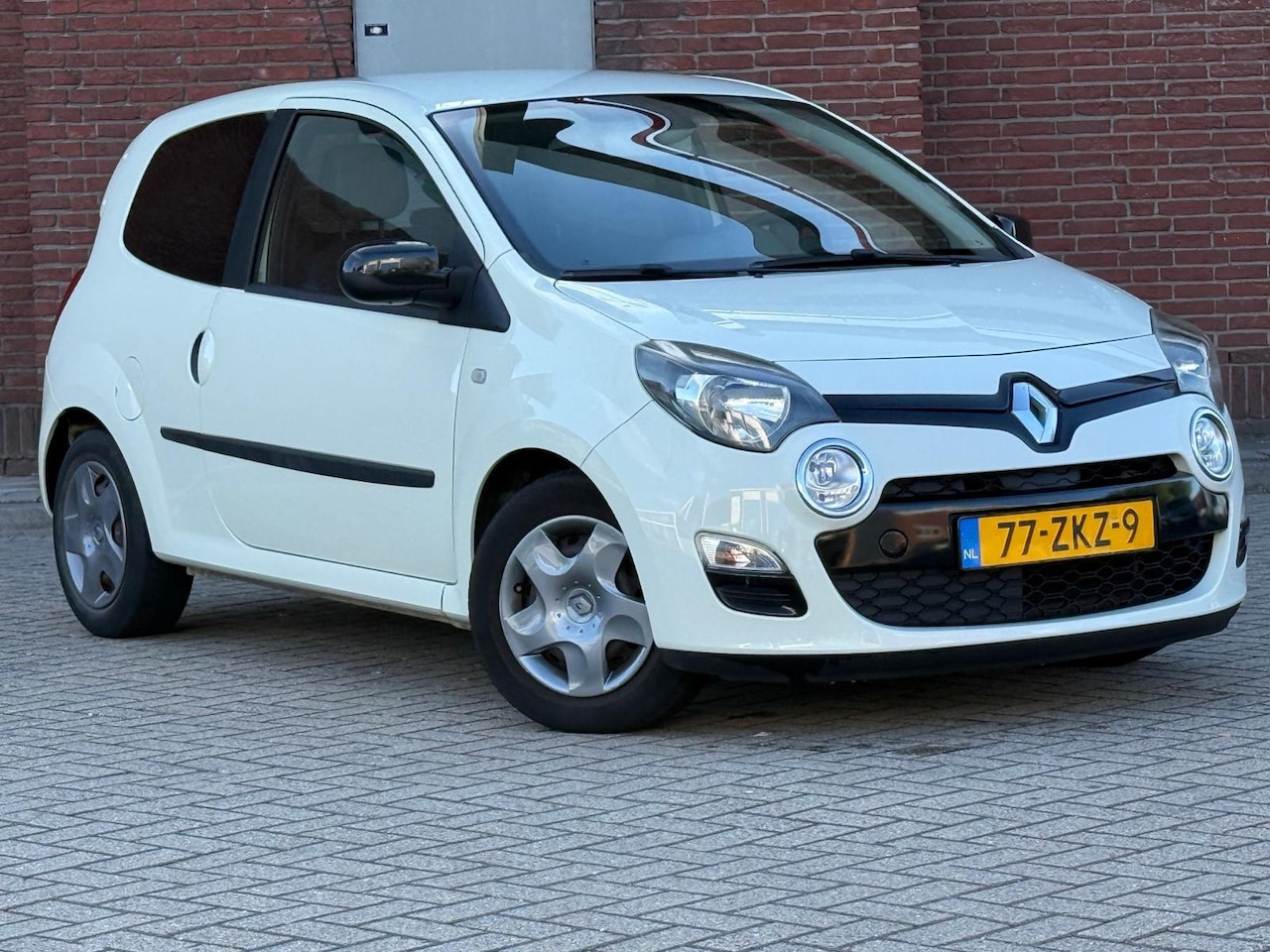 Renault Twingo - 1.2 16V Dynamique|AIRCO|CRUISE|TOERENTELLER|GOED-ONDERHOUDEN - AutoWereld.nl