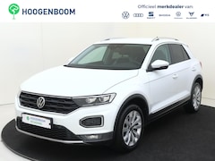 Volkswagen T-Roc - 1.5 TSI Sport | Adaptieve cruise control | Dodehoek detectie | Keyless | Achteruitrijcamer
