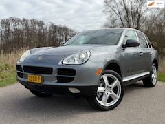 Porsche Cayenne - 4.5 S Automaat / Schuif-/Kanteldak / Luchtvering / Leder / 20" Velgen / Navi / Clima / Sto