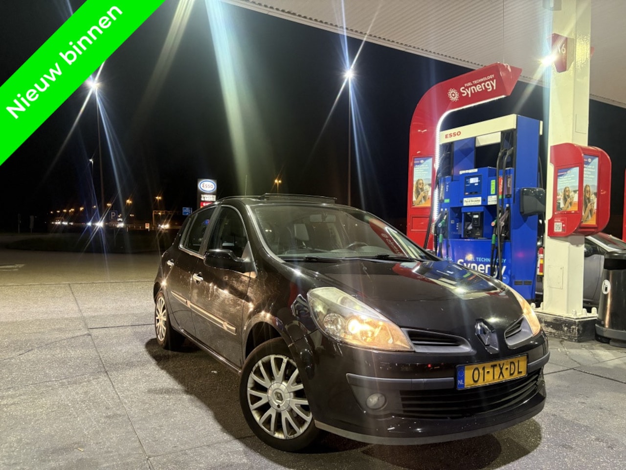 Renault Clio - 1.4-16V Airco/Cruise/Pano/Leer - AutoWereld.nl