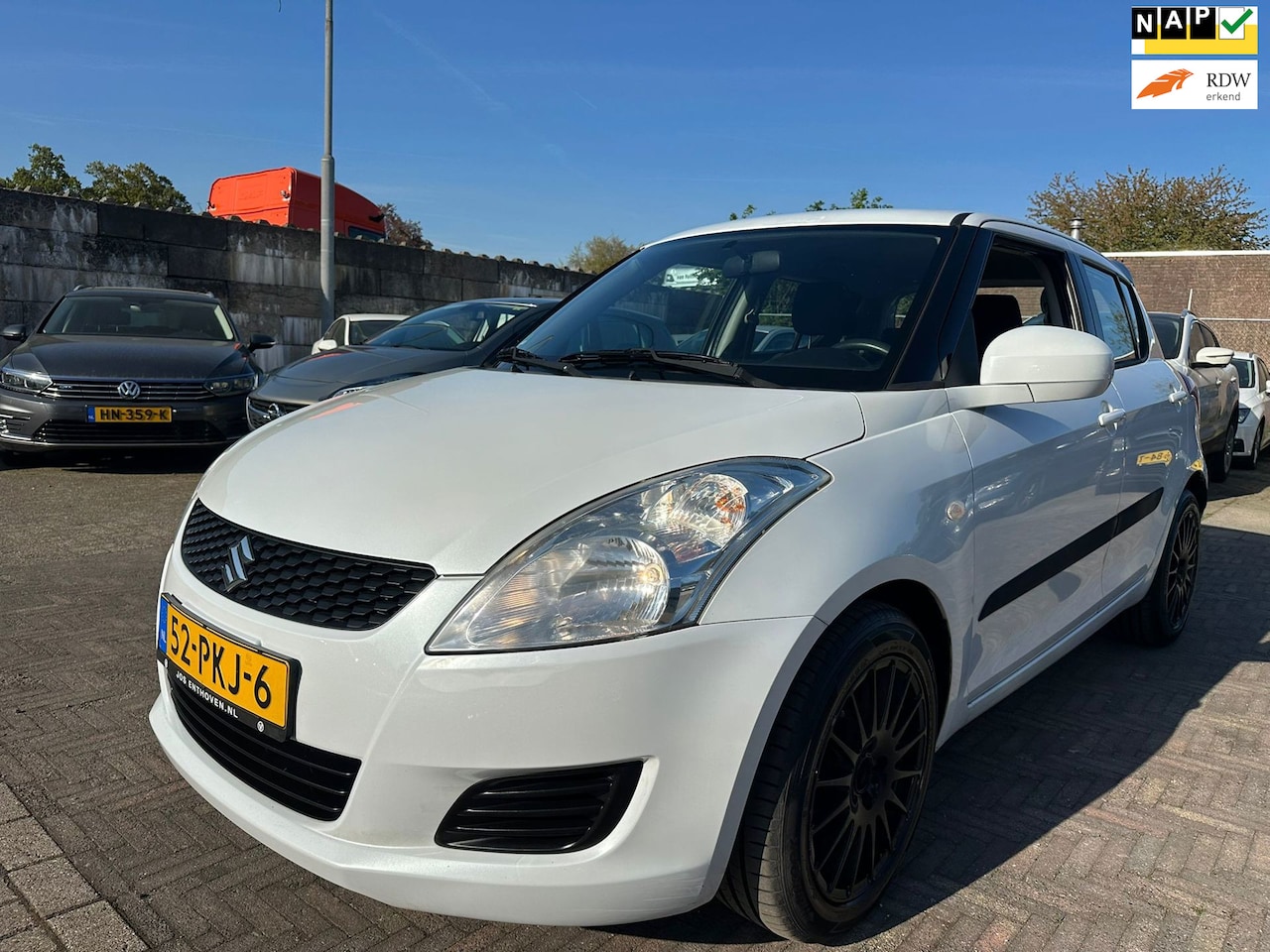 Suzuki Swift - 1.2 Comfort AIRCO/NW KOPPELING/ LM VELGEN/ STOELVERWARMING! - AutoWereld.nl
