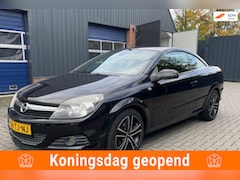 Opel Astra TwinTop - 1.8 Cosmo-dak werk niet
