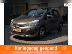 Toyota Yaris - 1.0 VVT-i Aspiration-airco-1 jaar apk-camera-elek ramen-lm velgen-dealer onderhouden