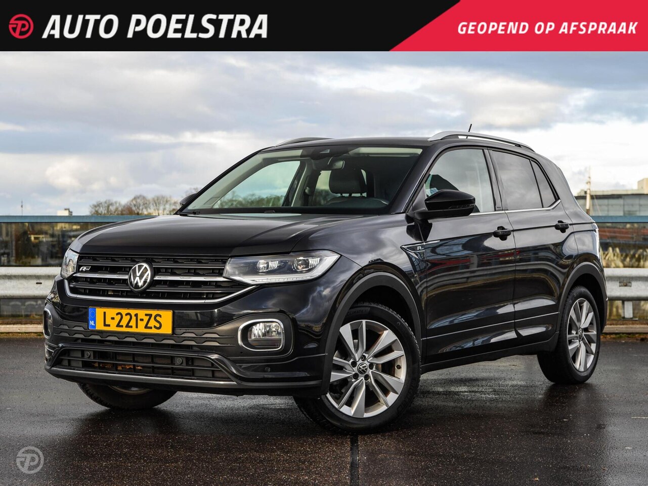 Volkswagen T-Cross - 1.5 TSI 150 PK DSG Aut. Style R-Line LED Navigatie Virtual Cockpit Apple CarPlay Android A - AutoWereld.nl