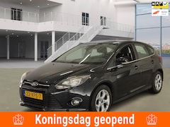 Ford Focus - 1.0 EcoBoost Lease Titanium|NAVI|DODEHOEKSENSR|KEYLLES|BORDENHERKENING|CRUISE|LINEASSIST|P