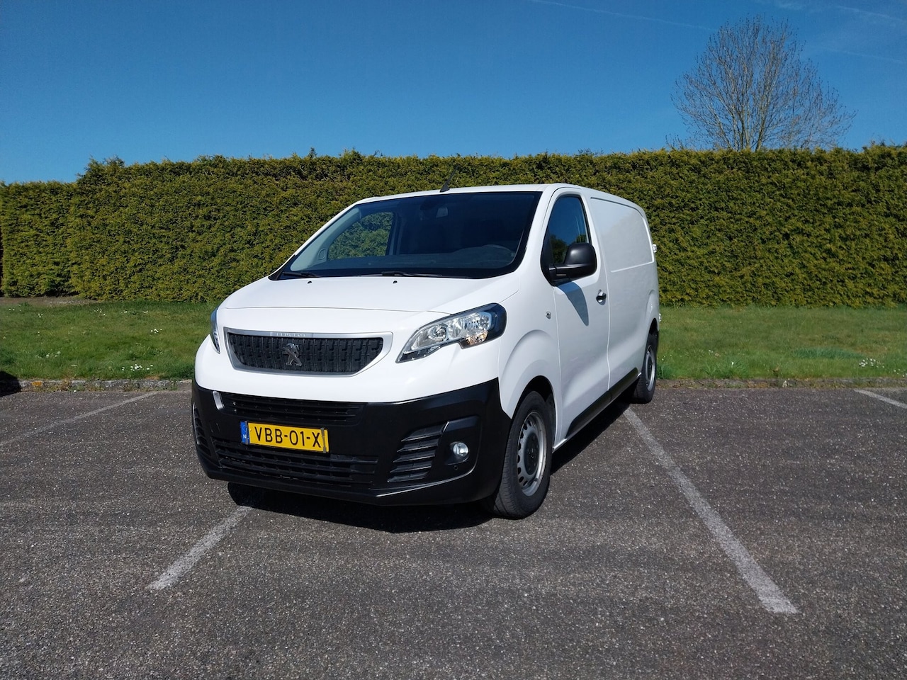 Peugeot Expert - 2.0 BlueHDI 120 Standard Premium 2.0 BlueHDI 120 Standard Premium - AutoWereld.nl