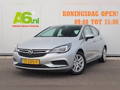 Opel Astra - 1.0 Online Edition Navigatie Airco Cruise PDC Bluetooth Carplay