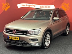 Volkswagen Tiguan - 2.0 TDI Connected Series | Automaat | Stoelverwarming | Pano | Adaptive Cruise | APK 21-01