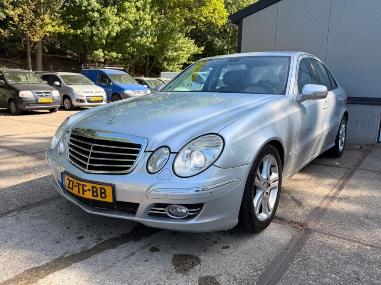 Mercedes-Benz E-klasse - 280 Avantgarde | Automaat | Clima | PDC | Xenon - AutoWereld.nl