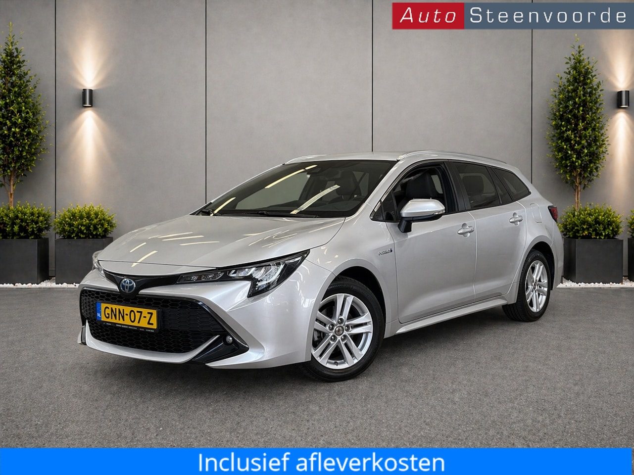 Toyota Corolla Touring Sports - 1.8 Hybrid CARPLAY - NAVI - CAMERA - SUPER NETTE AUTO - AutoWereld.nl