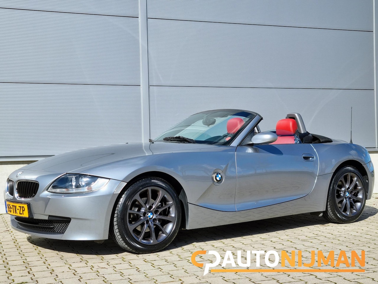 BMW Z4 Roadster - 2.0i /nieuw Cabrio dak BMW Z4 Roadster 2.0i Conditioned /nieuw Cabrio dak - AutoWereld.nl