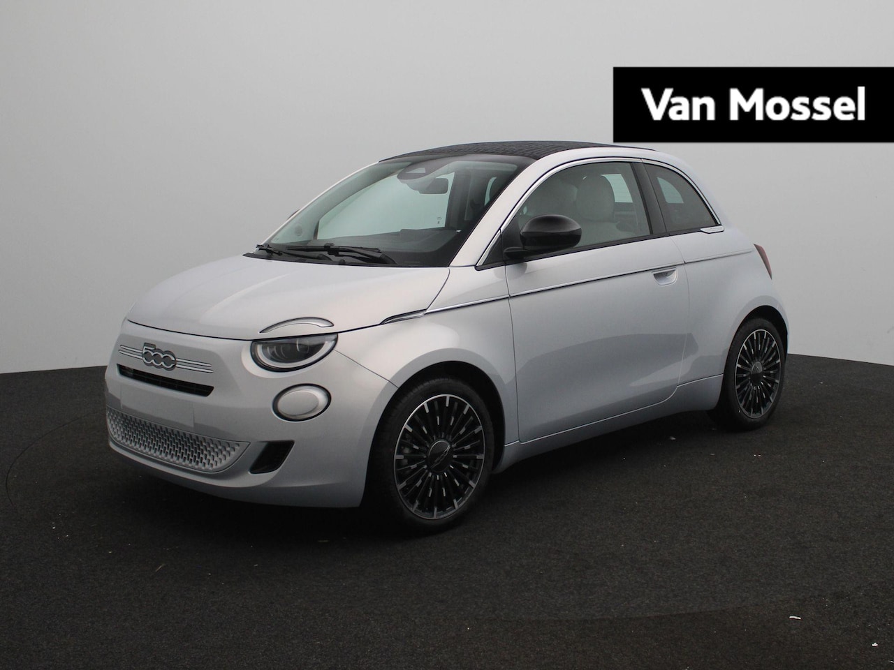 Fiat 500 C - 1.0 Hybrid La Prima | JBL | 17" Velgen | Camera | Navigatie | Stoelverwarming - AutoWereld.nl