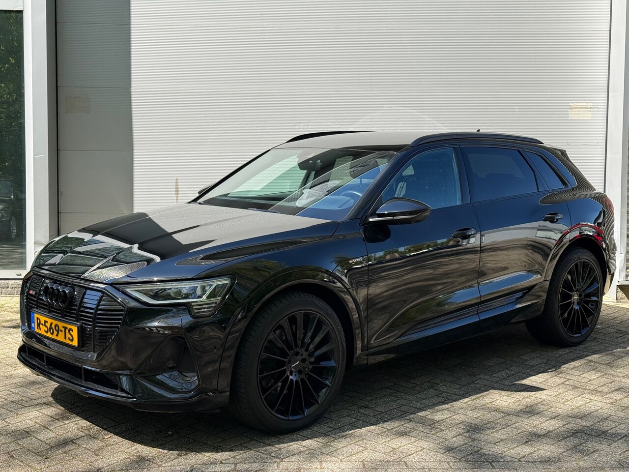 Audi e-tron - 50 quattro S edition 71 kWh l S-Line l Trekhaak l Carplay l Xenon l Climate l 360 Camera l - AutoWereld.nl