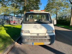 Peugeot Boxer - 350l Pu 2.5d 1673 kg laadvermogen