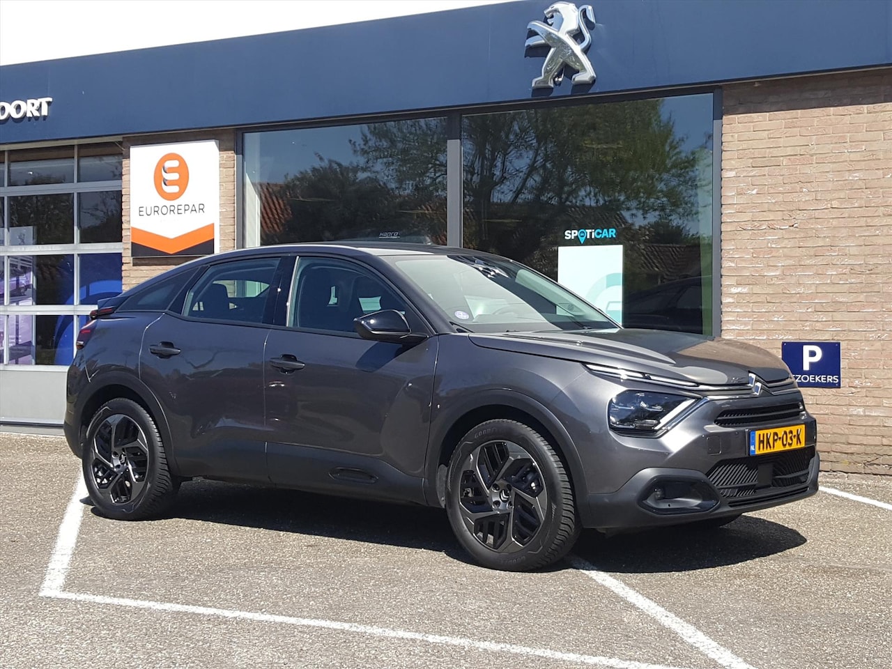 Citroën C4 - FEEL PACK 1.2 130pk AUTOMAAT(8t) Trekhaak | Apple Carplay & Android Auto | Navi | Cruise & - AutoWereld.nl