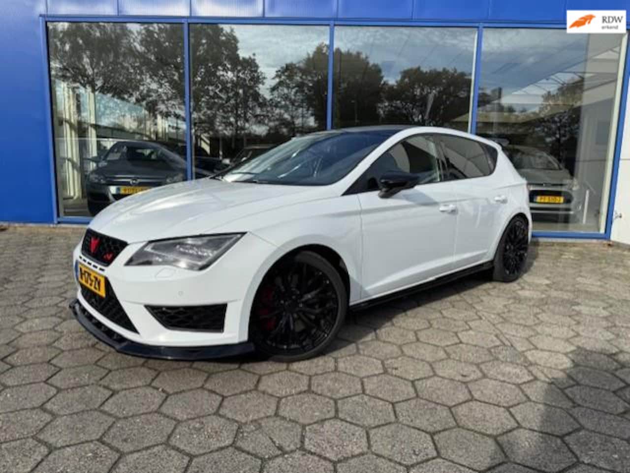 SEAT Leon - 2.0 TSI Cupra 280 DSG Stage 1 / 350PK - Nieuwe APK - AutoWereld.nl