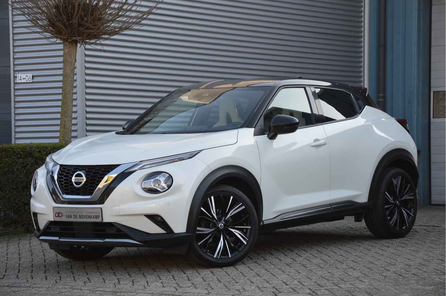 Nissan Juke - 1.0 DIG-T N-Design AUT | 360 CAMERA | LED | BOSE | LEER - AutoWereld.nl