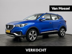 MG ZS - EV Luxury 45 kWh | Navi | Afn. Trekhaak | Panoramadak | Camera | Stoelverwarming | Adaptiv