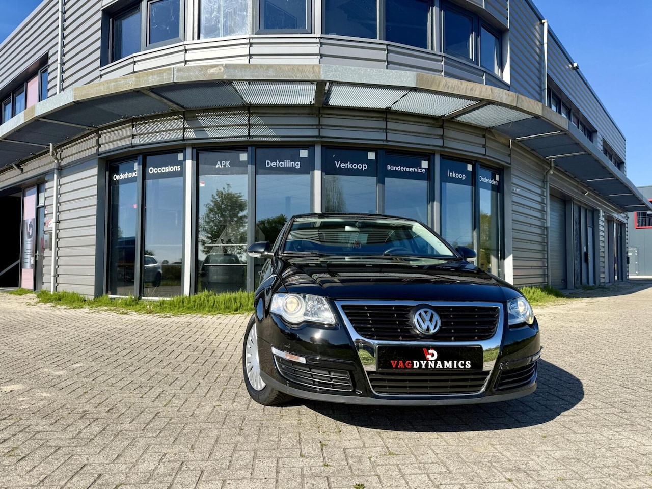 Volkswagen Passat - 1.6 FSI 116 PK Carplay Trekhaak APK NAP - AutoWereld.nl