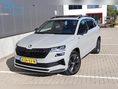 Skoda Karoq - 1.5 TSI Sportline Pano ACC Black optic