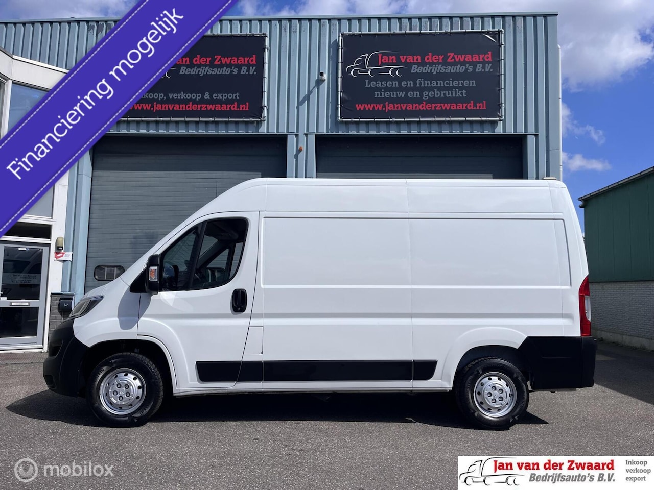 Citroën Jumper - 33 2.2 BlueHDi 120 L2H2 Control Economy - AutoWereld.nl