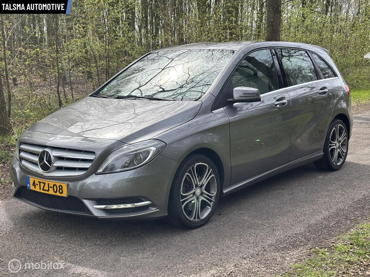 Mercedes-Benz B-klasse - 250 Prestige |Navi|Trekhaak|Leder|HK Audio - AutoWereld.nl