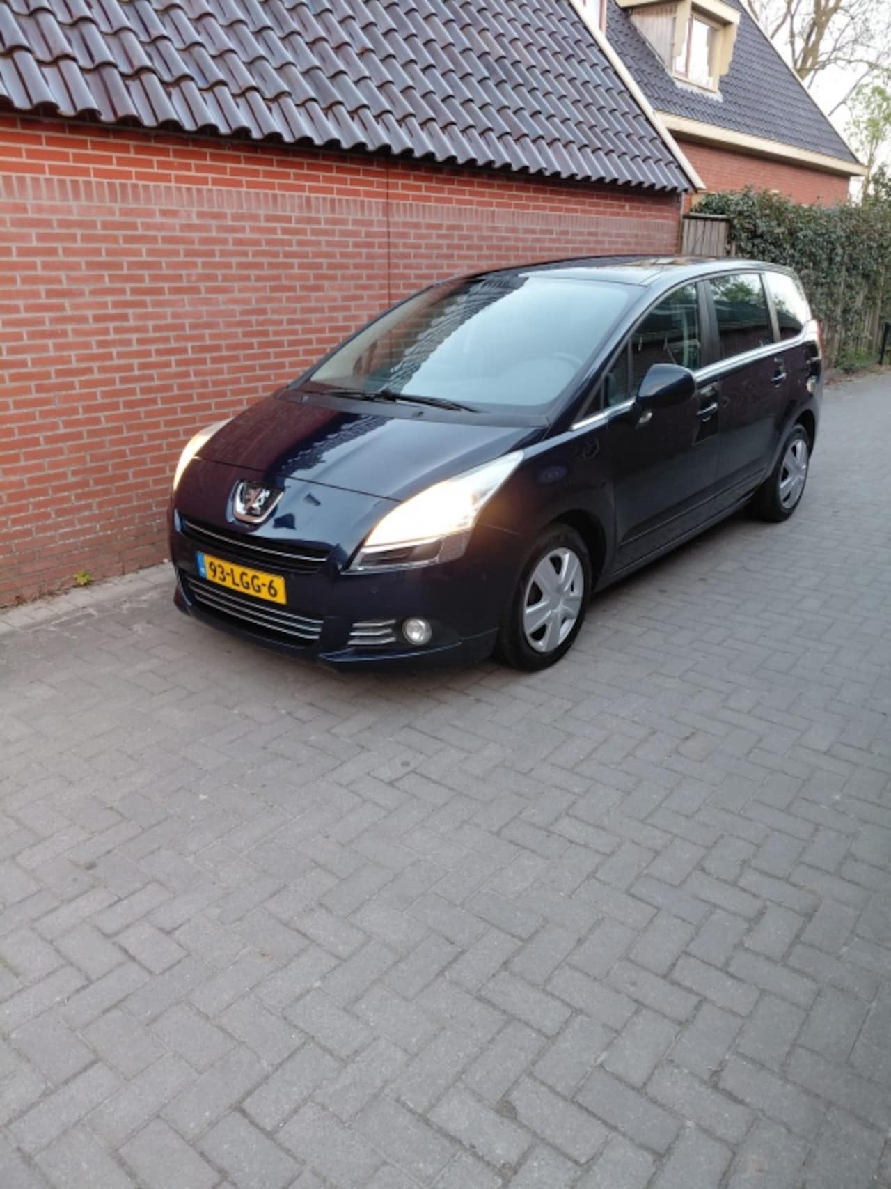 Peugeot 5008 - 1.6 VTi ST 5p. 1.6 VTi ST 5p. - AutoWereld.nl